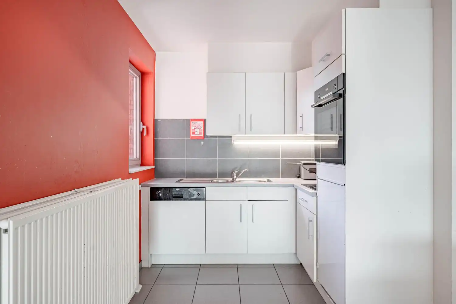 Centraal gelegen en gemeubelde studio met een gedeeld terras nabij het station van Leuven! foto 13