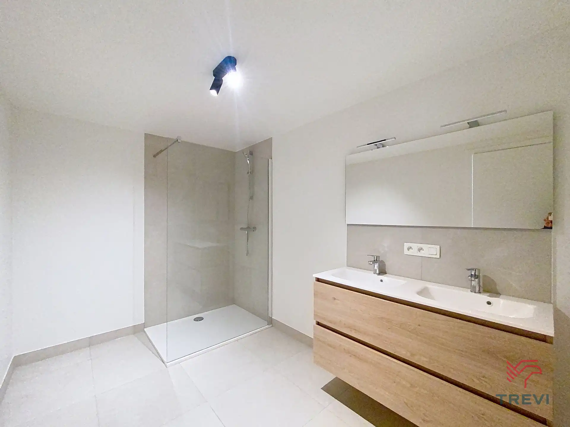 Nieuw appartement met 2 slaapkamers in een ideale omgeving foto 7