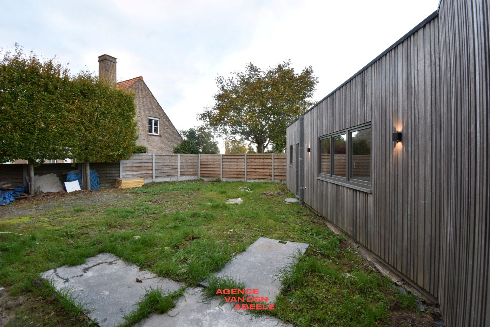 Charmante half-open bebouwing met nieuwbouw bijgebouw  foto 24
