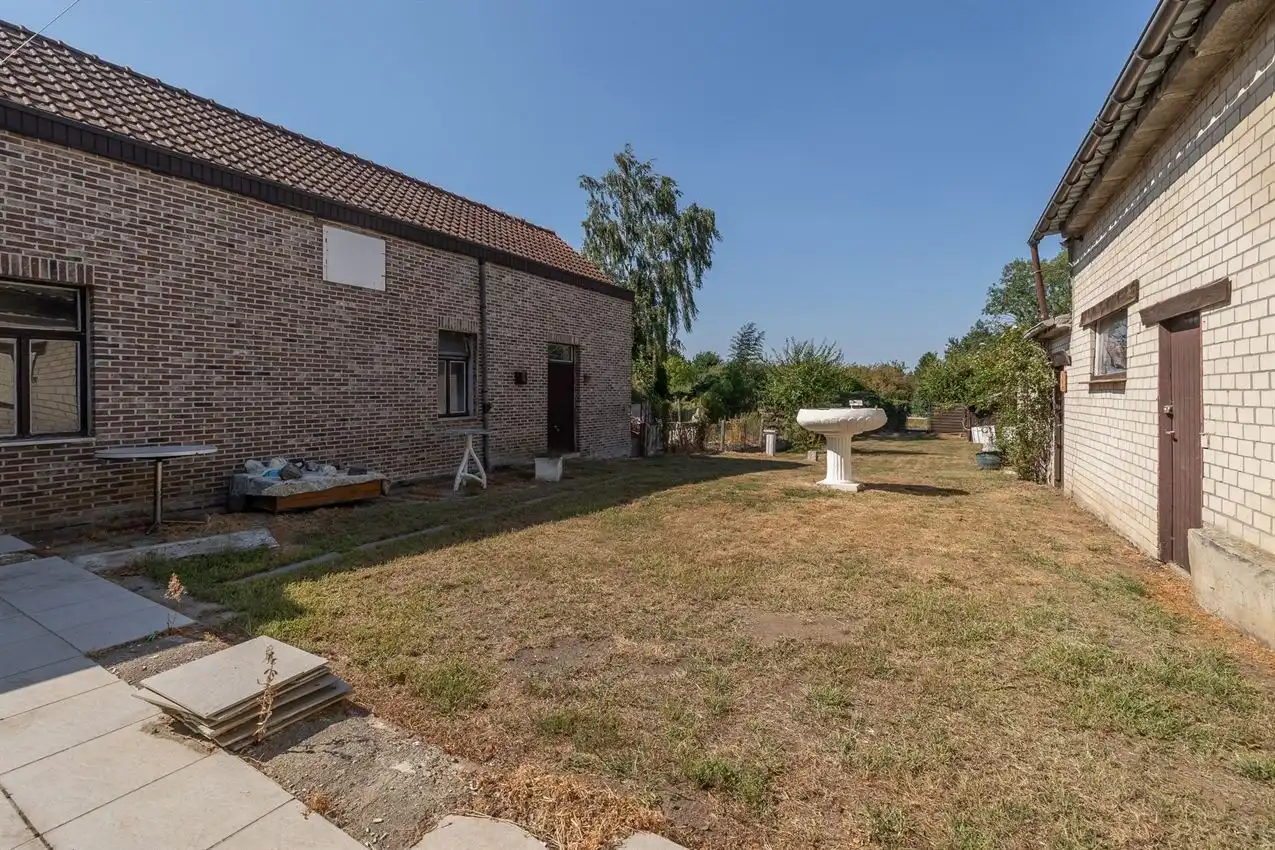 Historische woning met koetspoort op 8a41ca op markt tot tegen de Demer foto 20
