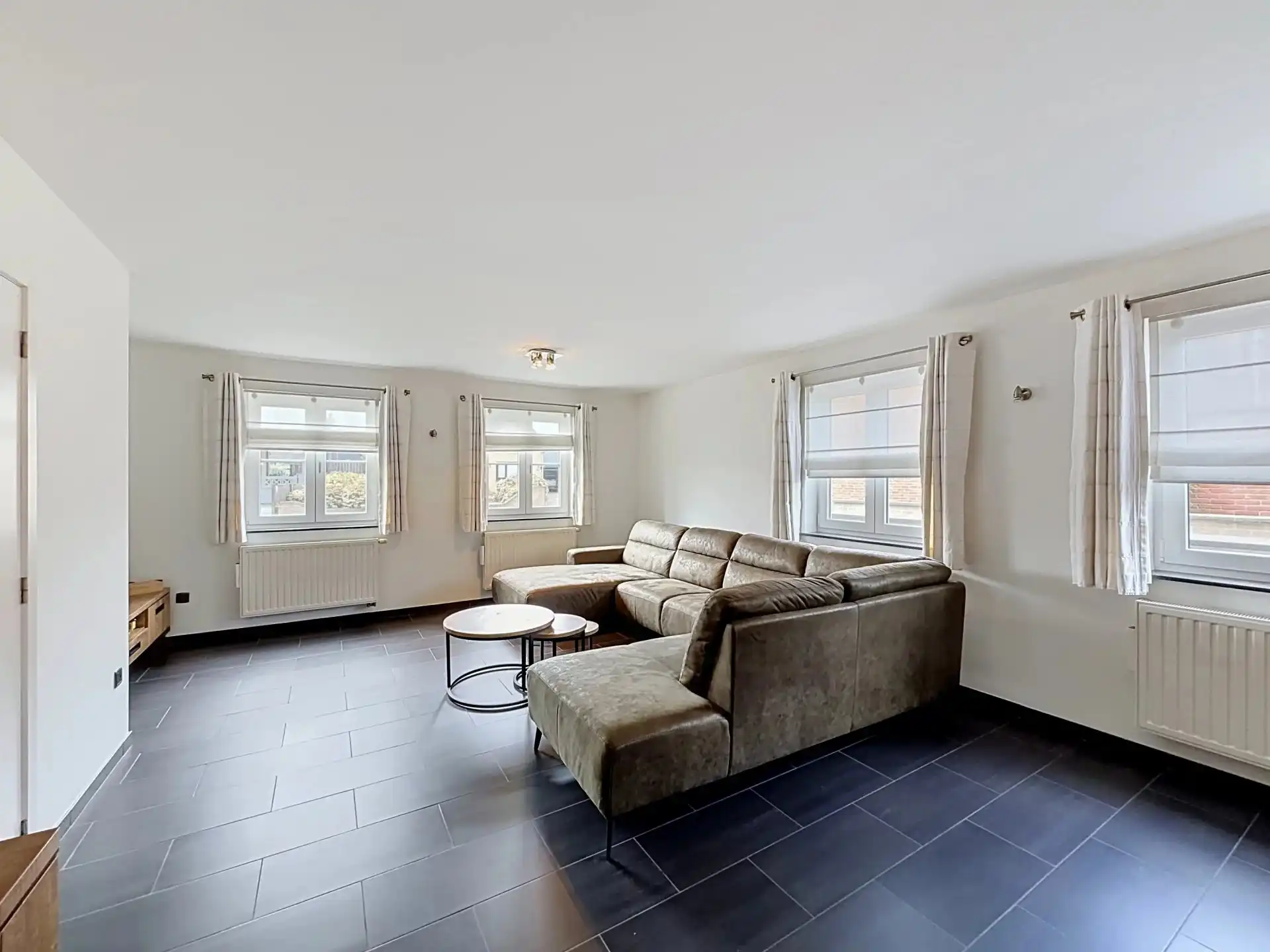 TE HUUR | Ruim gelijkvloers appartement met tuin foto 6