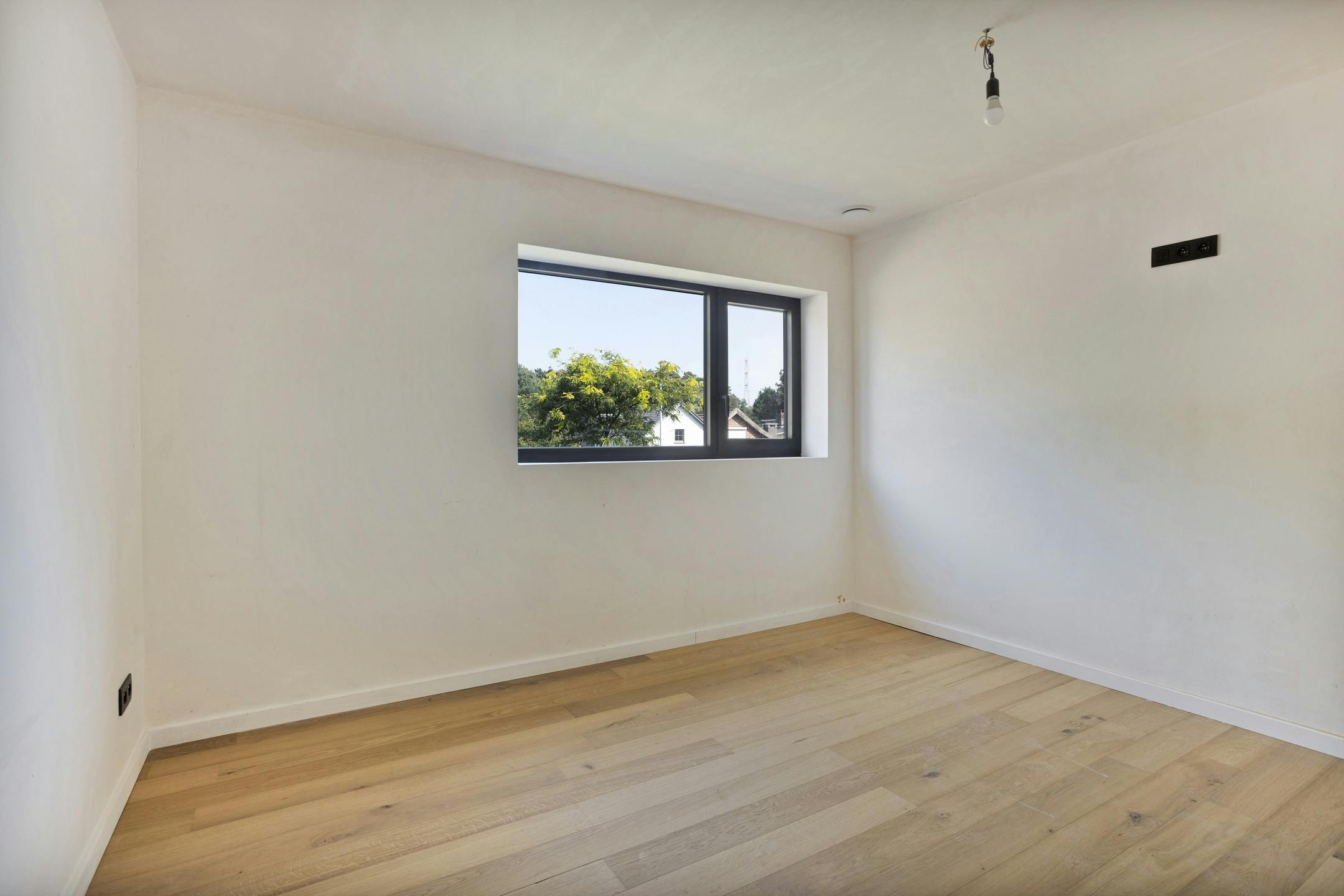 Halfopen-nieuwbouwwoning te koop nabij centrum Lichtaart foto 18