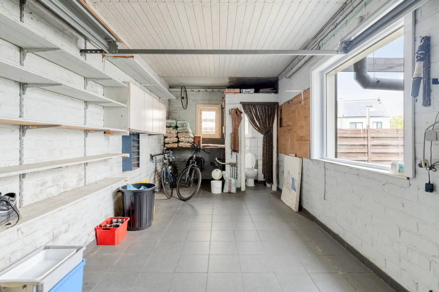 Verzorgde gezinswoning pal bij centrum Buggenhout foto 24
