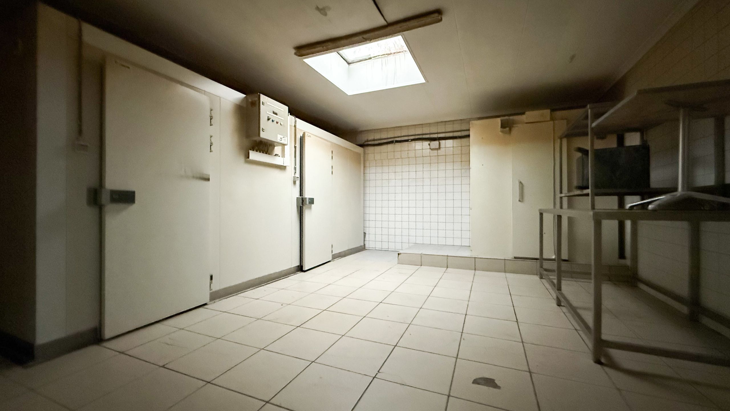 Handelspand met ingerichte bakkerij & appartement Wellen foto 21