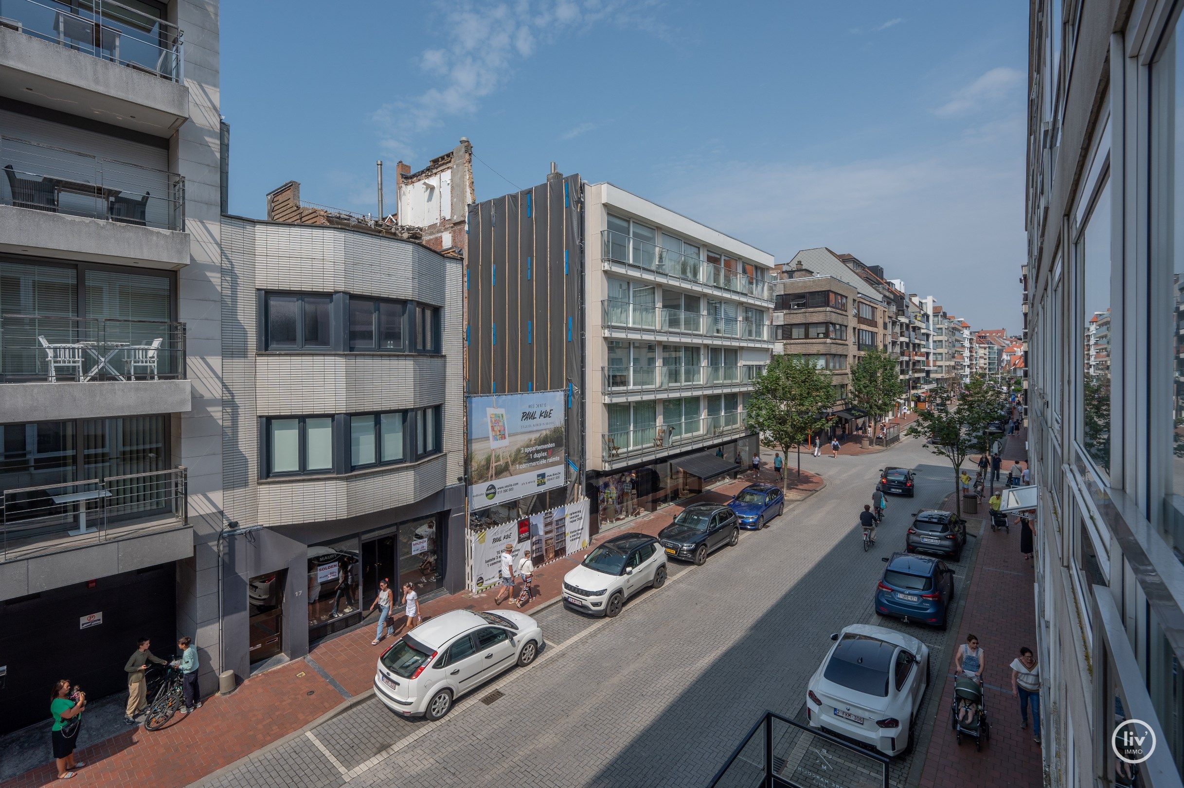 Smaakvol gerenoveerd 3-slaapkamer appartement gelegen op de Kustlaan, vlakbij het Lichttorenplein en het Driehoeksplein te Knokke.  foto 18