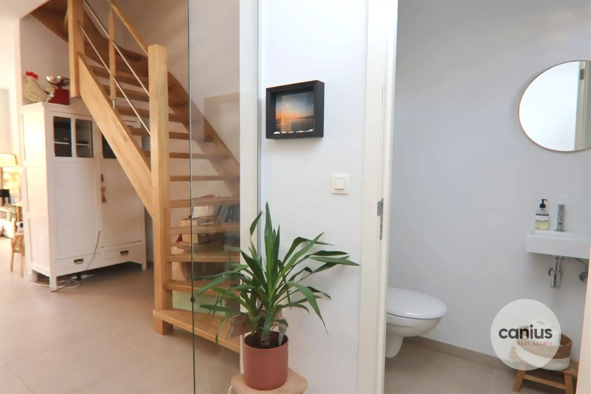 HEDENDAAGSE WONING NABIJ HET CENTRUM foto 5