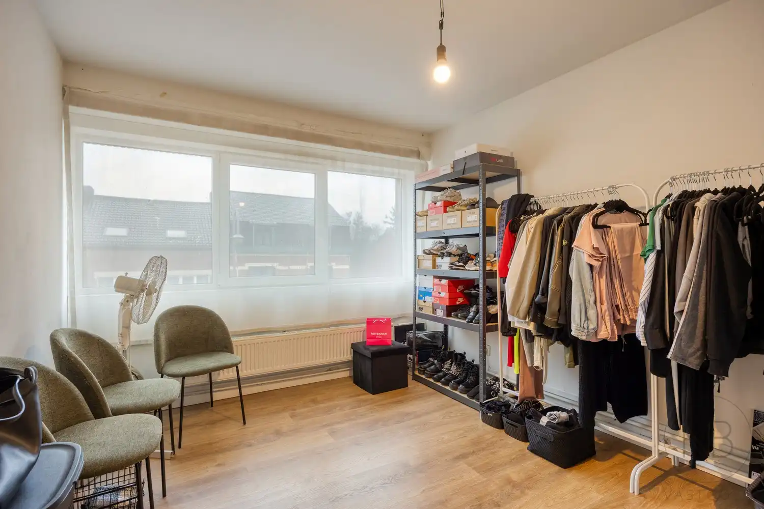 Uniek Investeringspand met een goed rendement op de Stalenstraat Genk foto 11