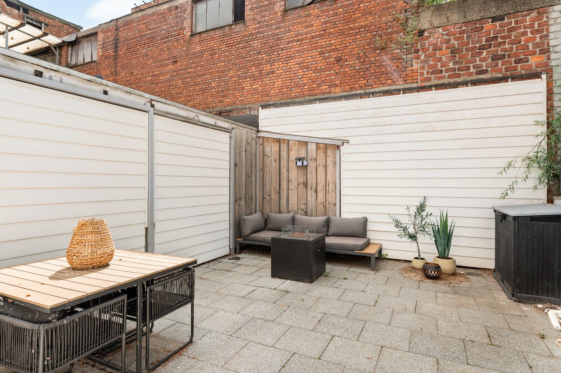 Instapklare woning met stadstuin foto 8