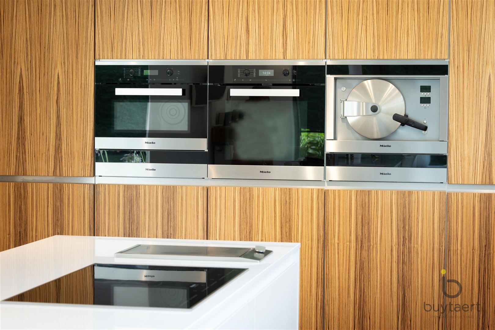 Wonen én werken in luxe familiewoning in begeerde Vriesdonkwijk foto 21
