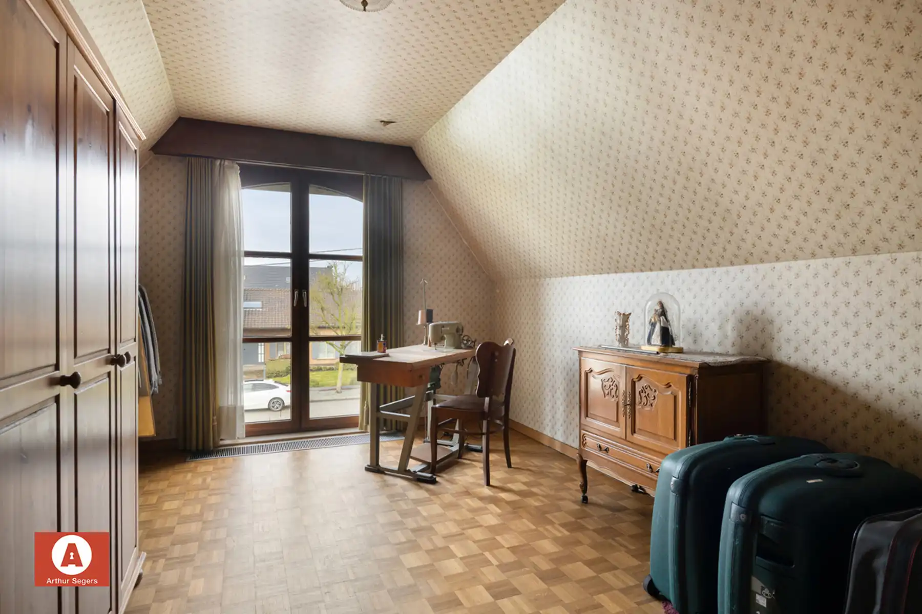 Uitzonderlijk ruime en rustig gelegen villa op 17a 32ca foto 22