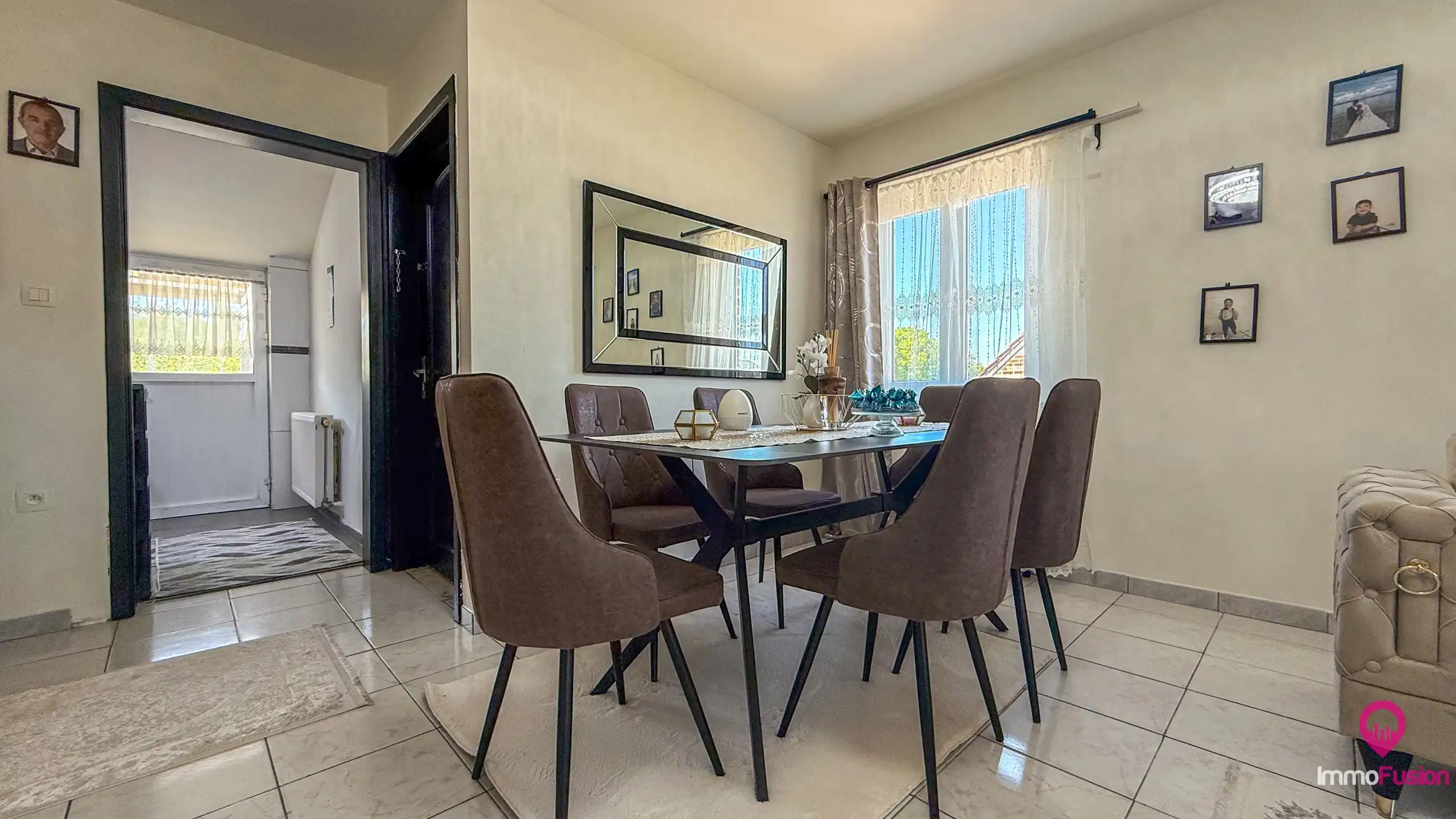 Instapklaar appartement met 2 slpks, balkon, tuin + parking! foto 7