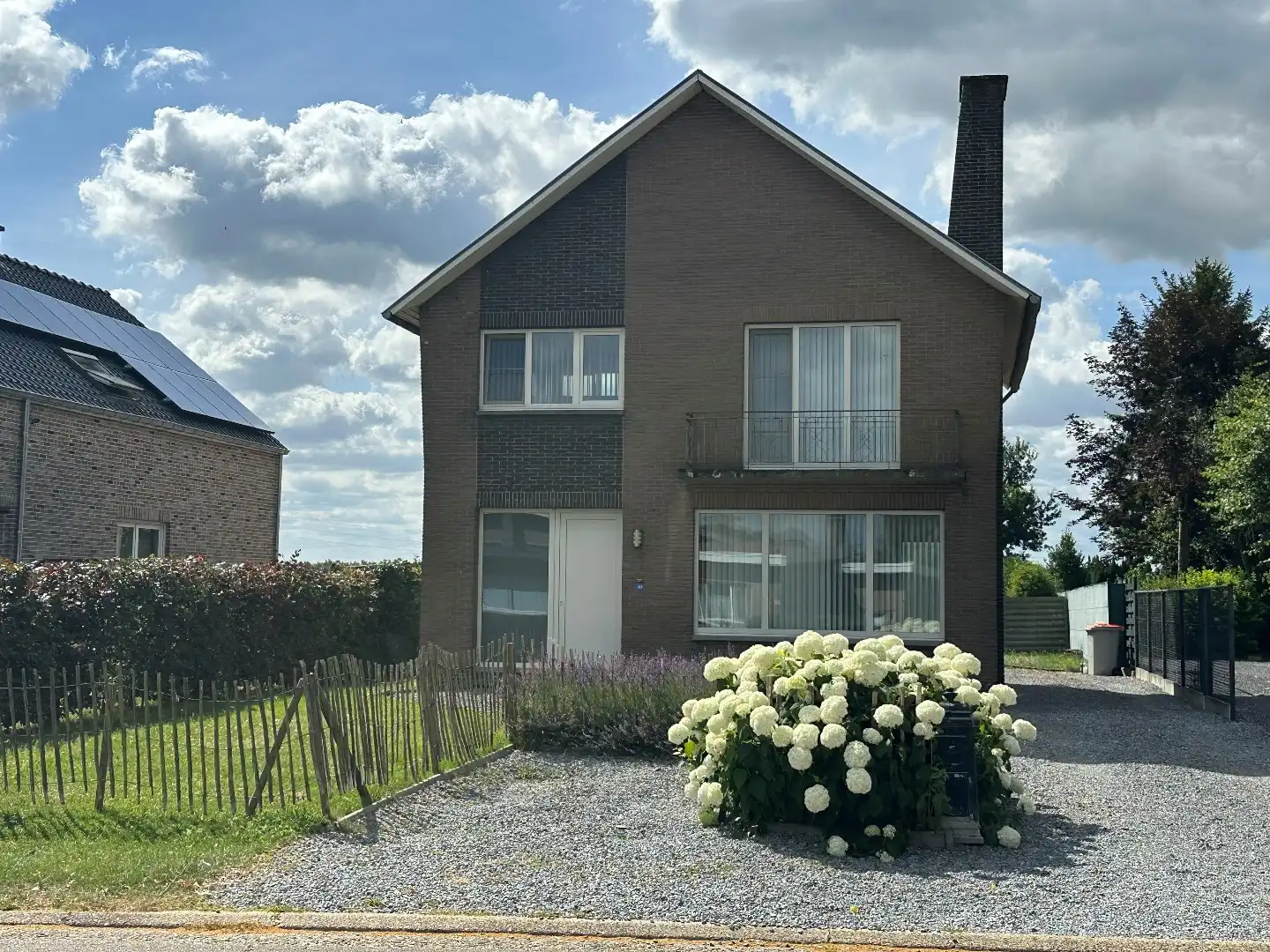 GEZINSWONING met 3 slaapkamers, garage en tuin te huur in LANAKEN !  foto 16
