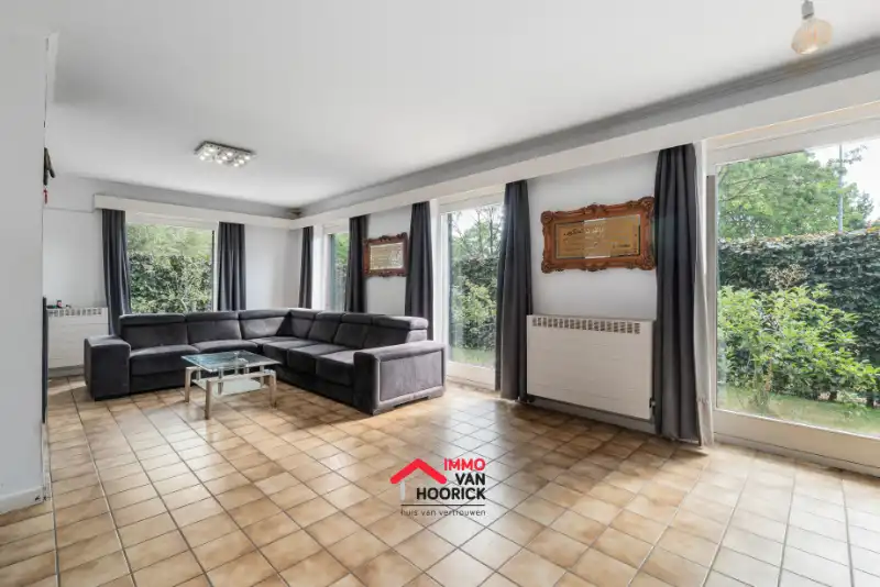 Karaktervolle woning OB - 5 slpkmrs - stadsrand Lokeren. foto 4