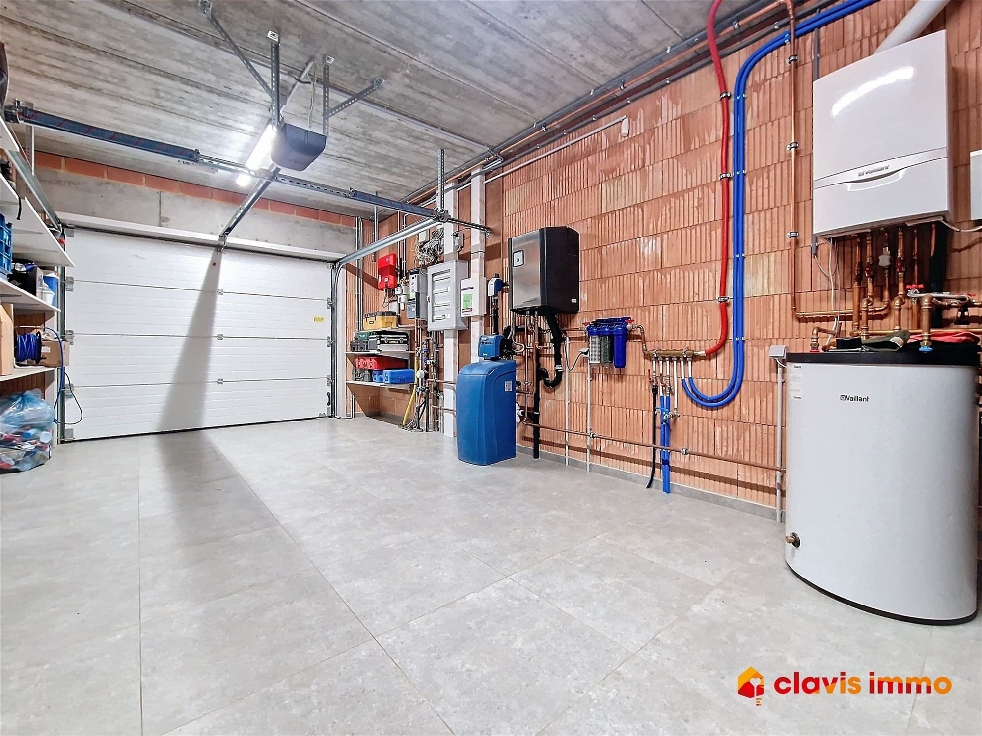 Aangename en recente woning (2022) met mooie tuin foto 22