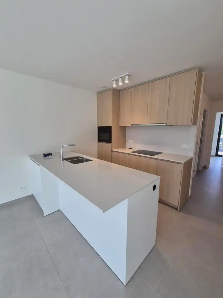 Nieuwbouw appartement 2e verd. met kelder en autostaanplaats foto 5
