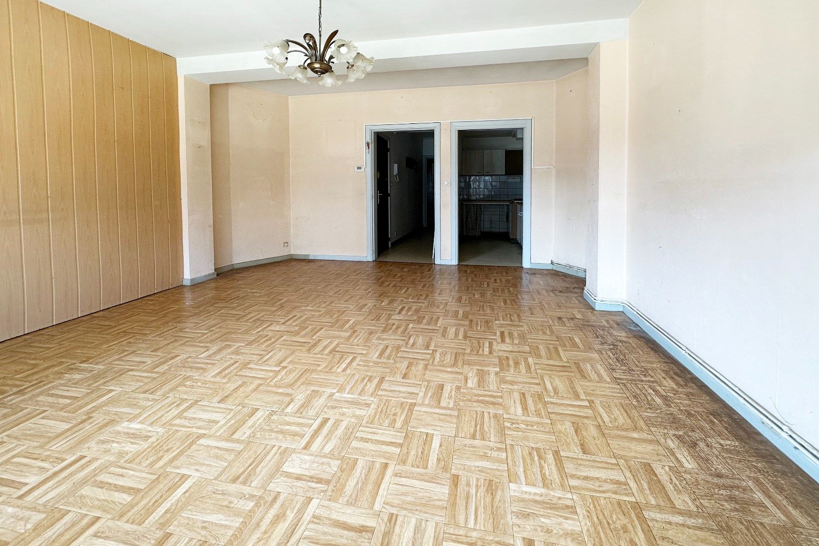 Ruim appartement met strand als achtertuin in Wenduine foto 4