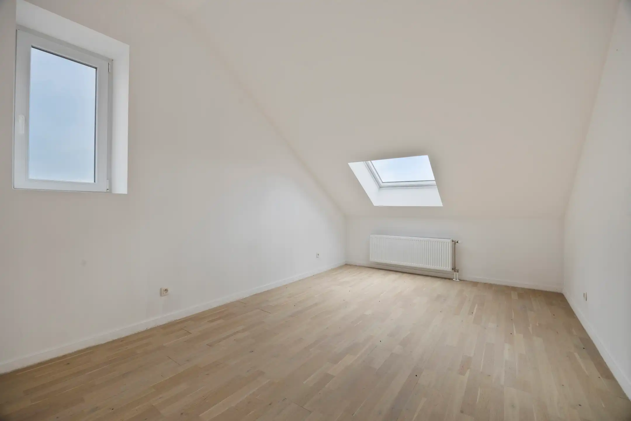 Gerenoveerde penthouse met 2 slaapkamers te centrum Tienen foto 13