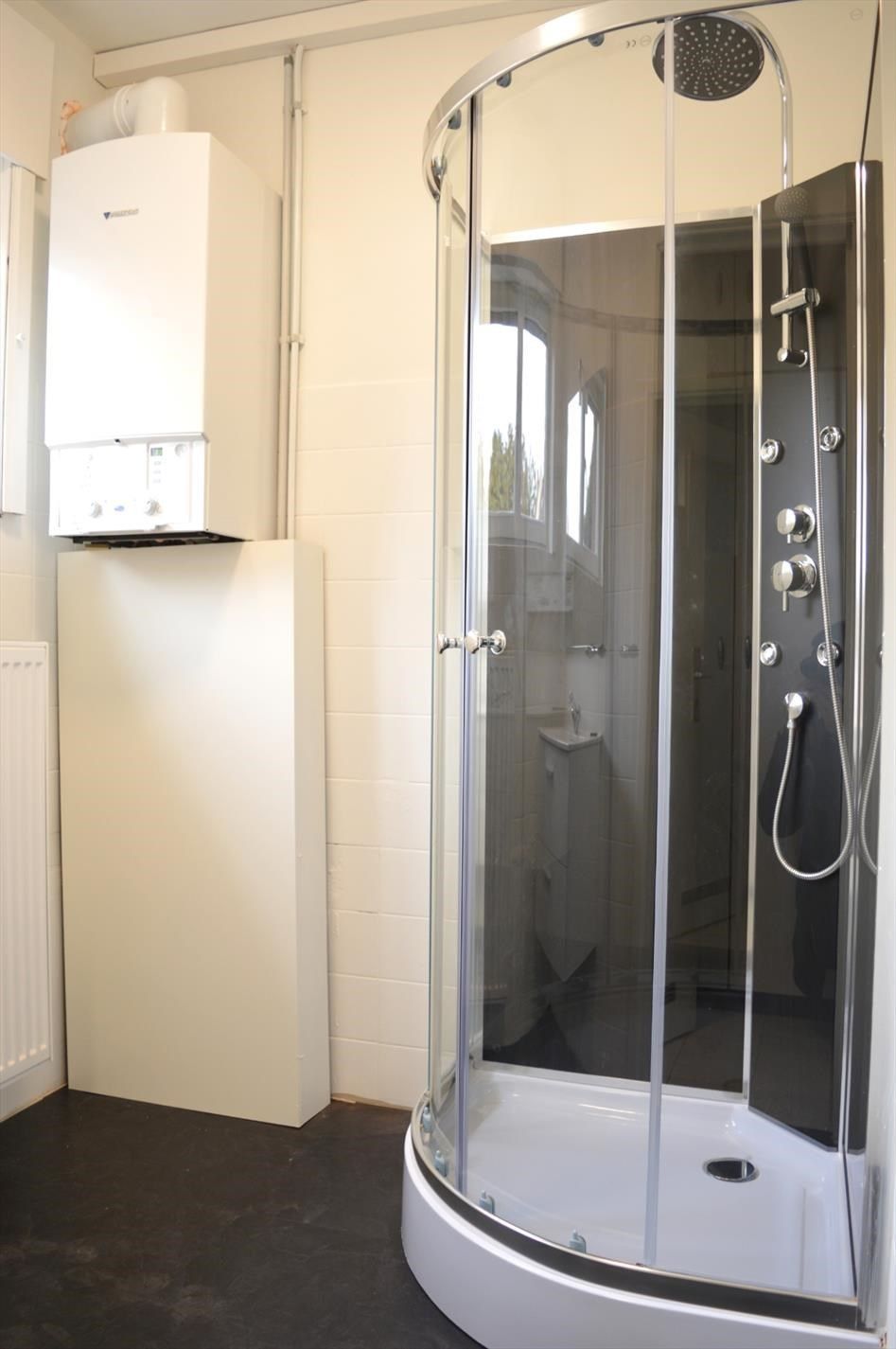 Verzorgd 1 slaapkamer appartement te Bissegem foto 5