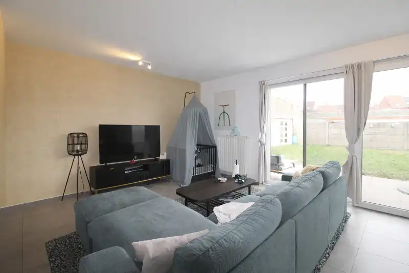 Recente halfopen woning in Heule foto 4