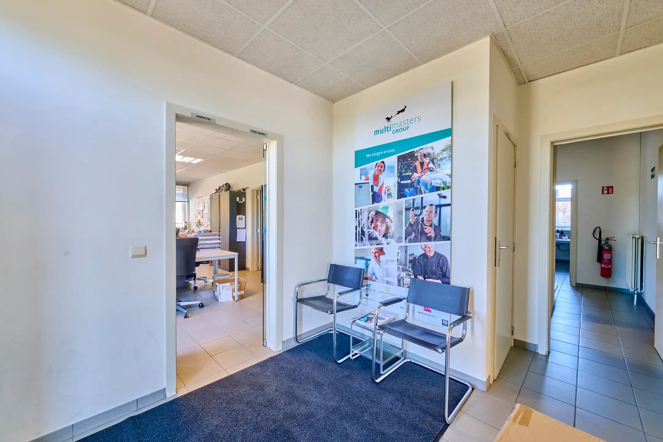 TE KOOP: BEDRIJFSGEBOUW OP PERCEEL VAN 8.000M² IN ZONHOVEN foto 4