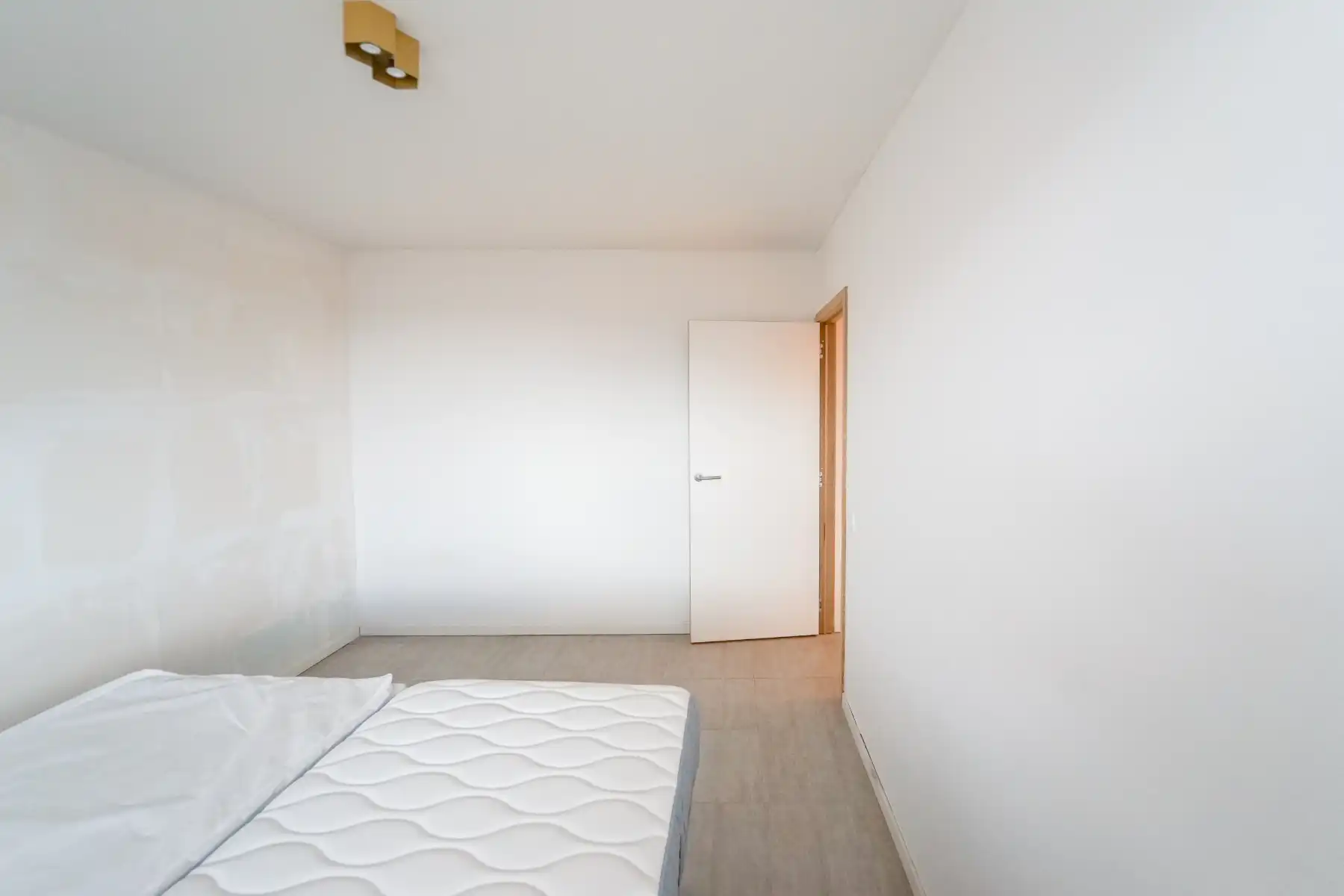Moderne 3e verdieping appartement met 2 slaapkamers en energiezuinig EPC 78,27 in centrum Gent - perfect gelegen! foto 9