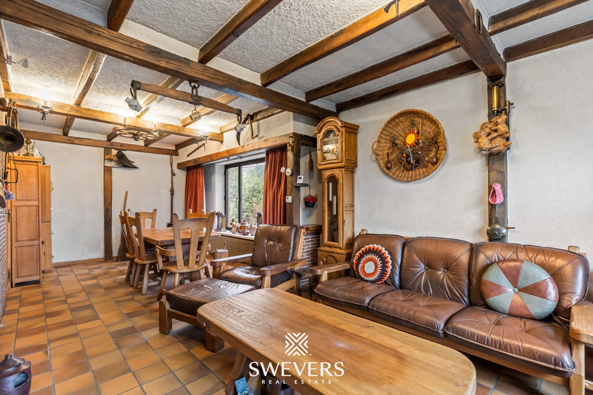 Ruime, te renoveren woning op 7a60 in centrum-Zonhoven foto 6