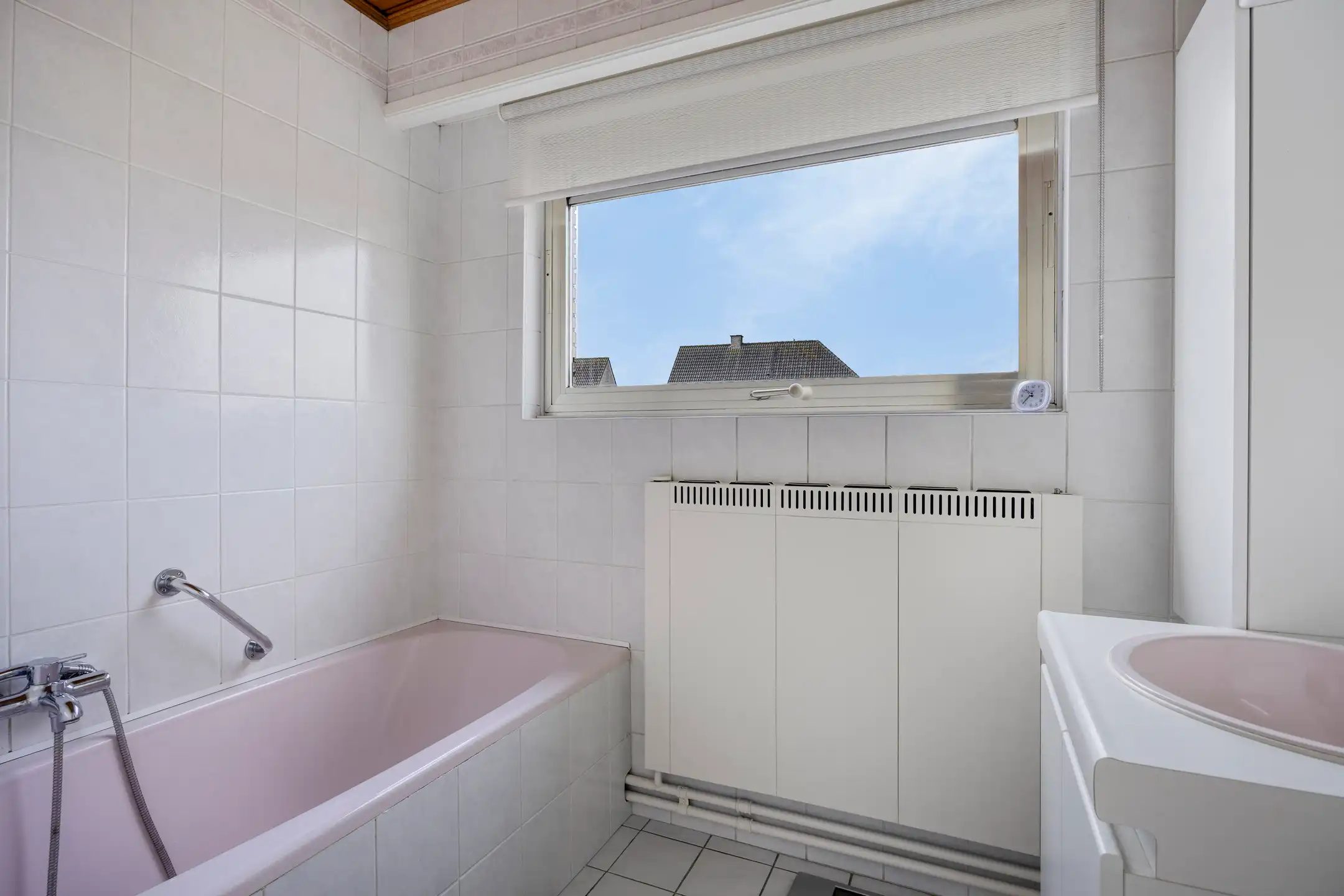 Ideale gezinswoning met 3 slaapkamers en dubbele garage foto 21