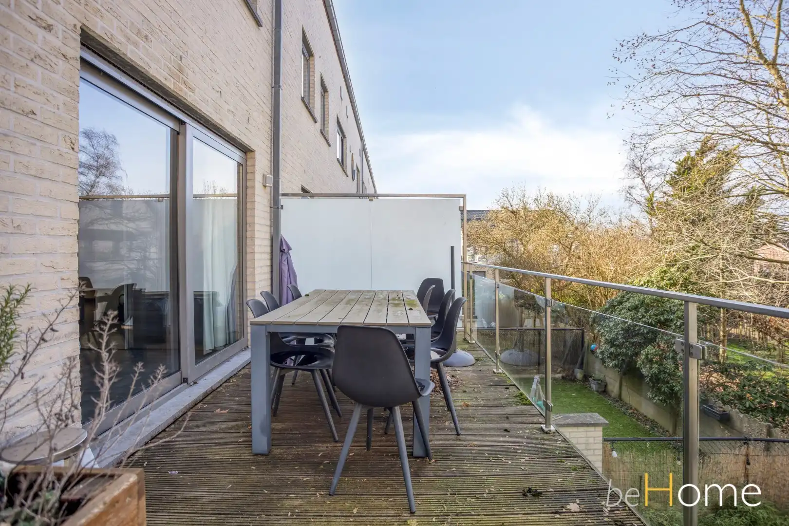 Lichtrijk 2-slaapkamerappartement met groot terras op de 1ste verdieping foto 18