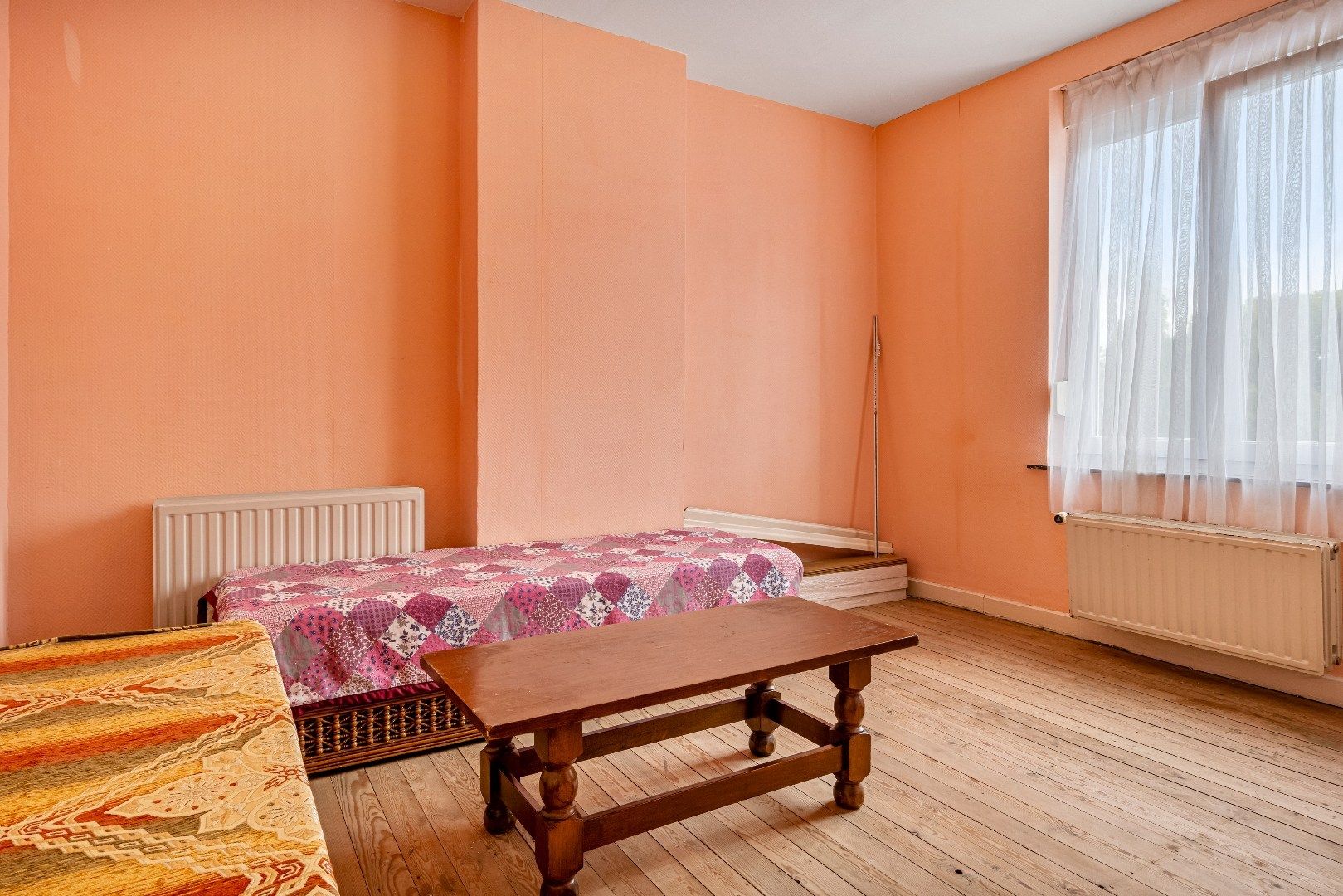 Verzorgde stadswoning met zicht over de Dendervalei foto 12