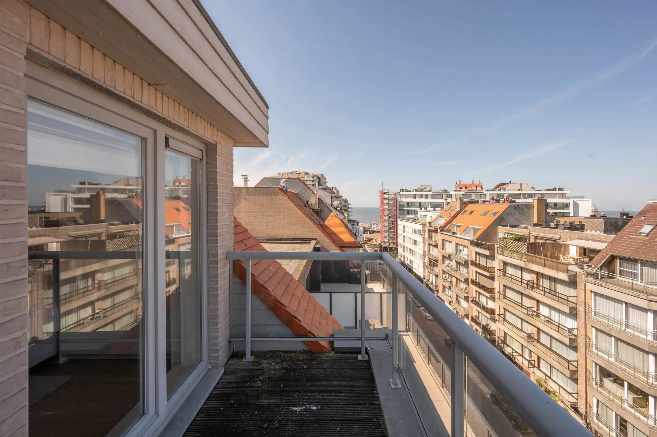 Duplex penthouse met zijdelings zeezicht en royale terrassen foto 23
