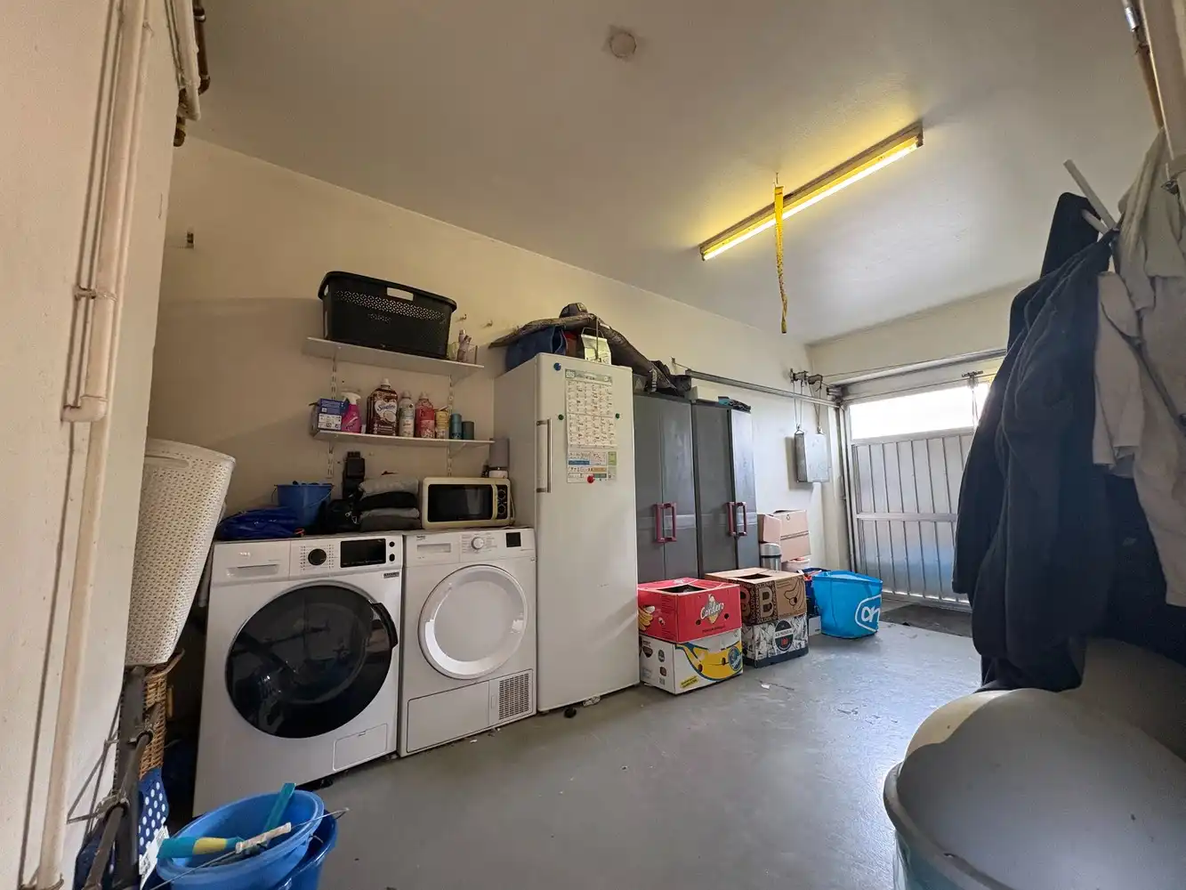 Rustig gelegen woning met 4 slaapkamers en een garage foto 13