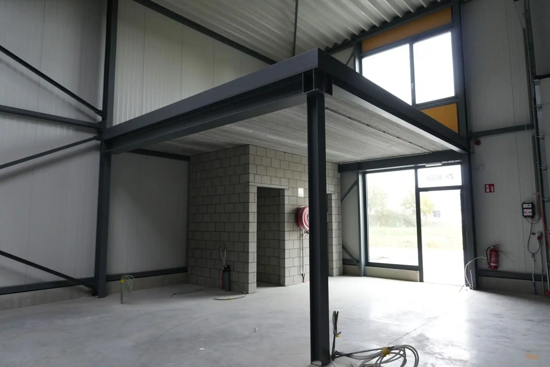 Industrieel gebouw foto 8