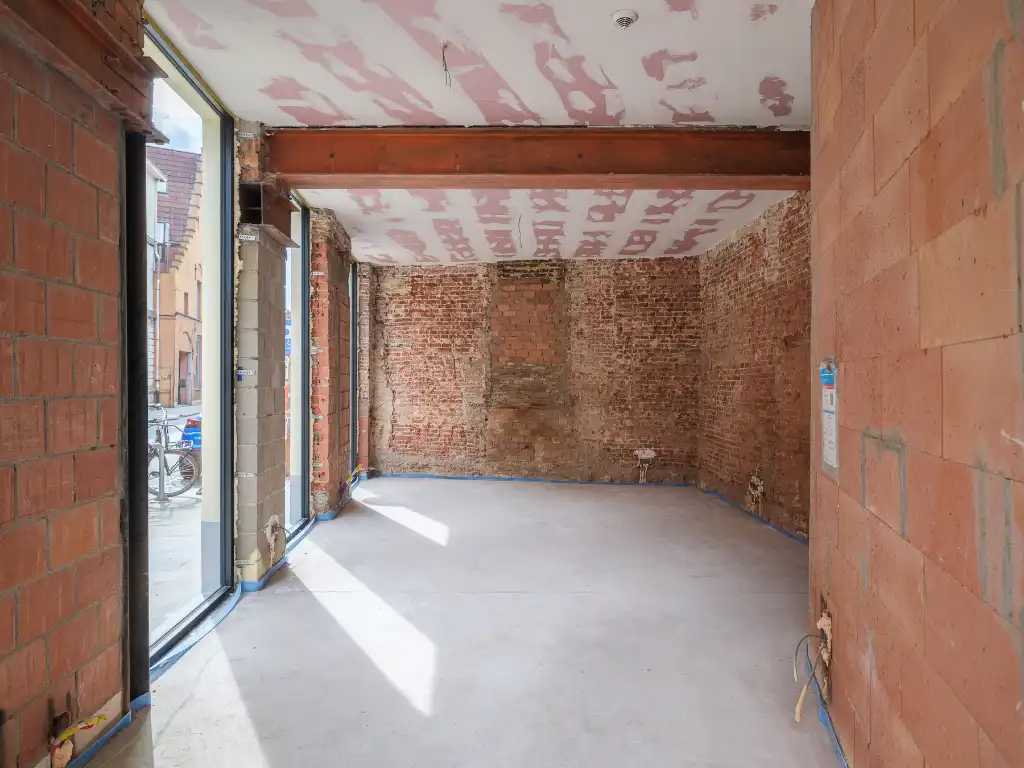 Casco handelsruimte op toplocatie in Gent met tal van mogelijkheden foto 2