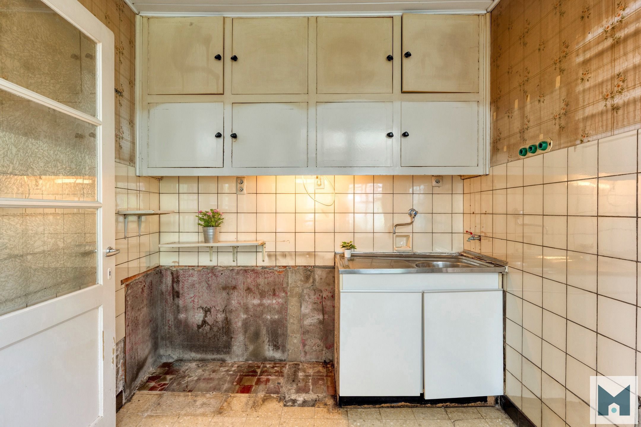 Te renoveren HOB met veel mogelijkheden te Denderbelle! foto 8