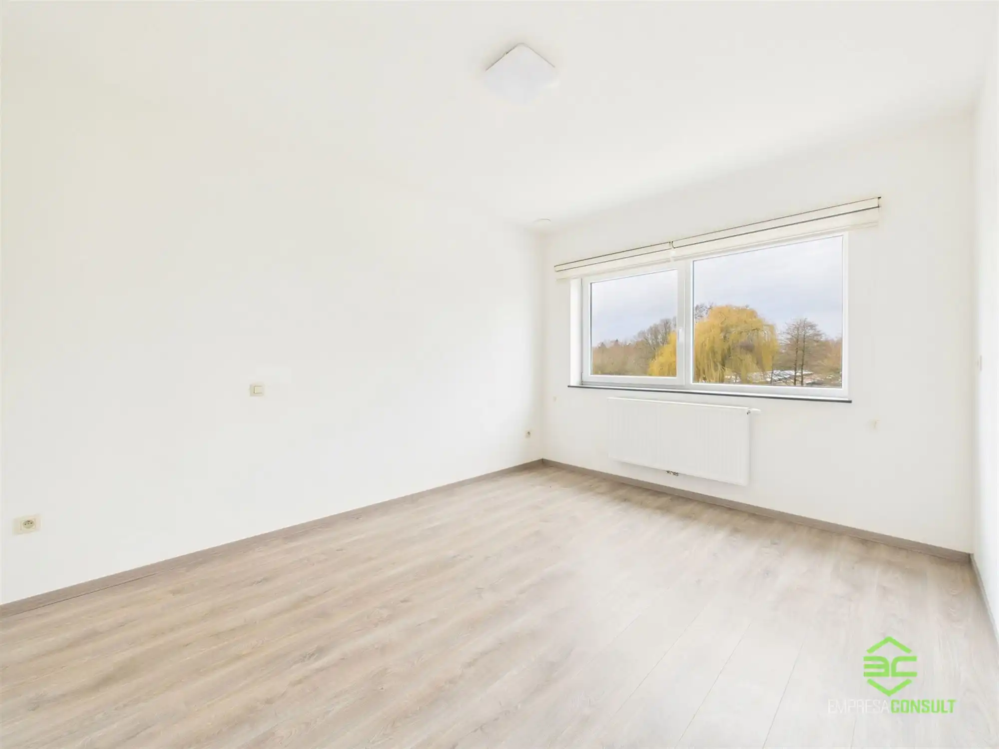 Instapklare gezinswoning met 3 slpk op 1km van het centrum! foto 6