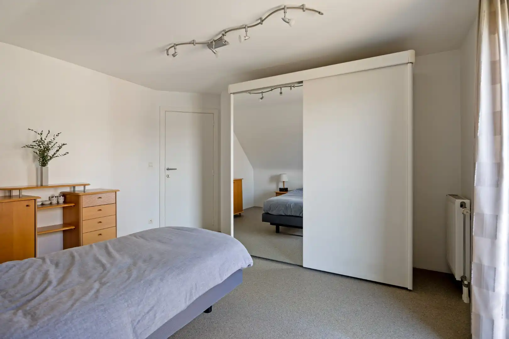 Moderne woning met zeer rustige ligging in Riemst-Millen foto 14