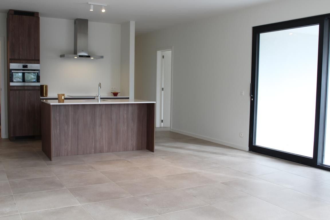 3-salaapkamerappartement met terras foto 3