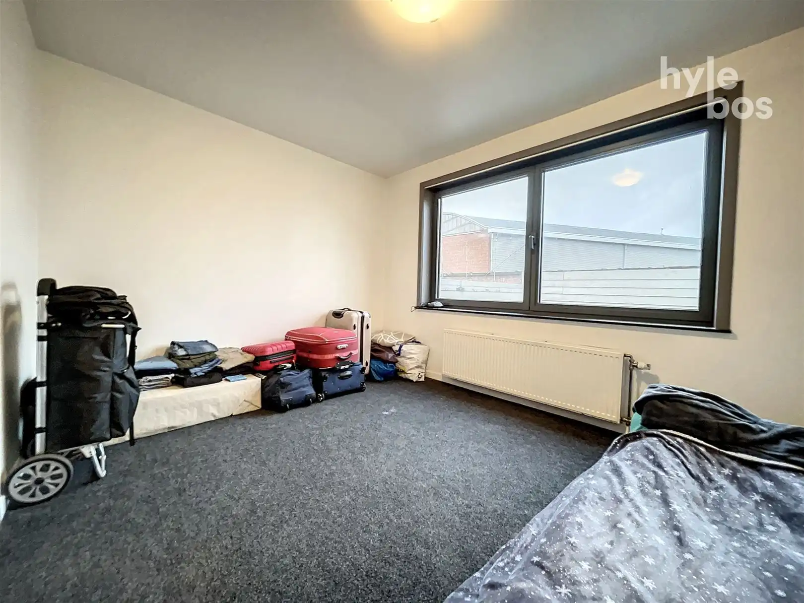 Goed gelegen startersappartement met 1 slaapkamer foto 6