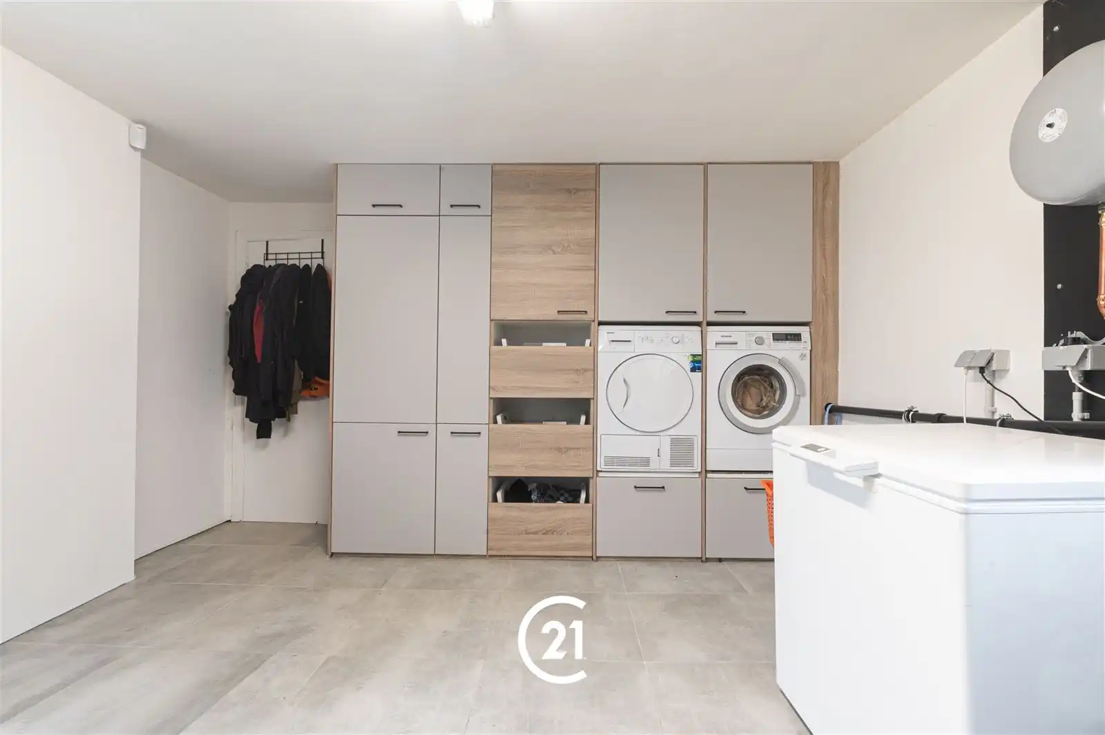 Luxueus afgewerkte villa met 5 slaapkamers in Leerne! foto 24
