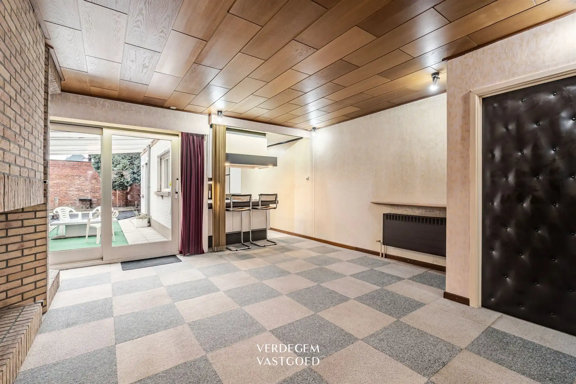 Degelijke gezinswoning met 3+2 slaapkamers, inpandige garage en tuin foto 2