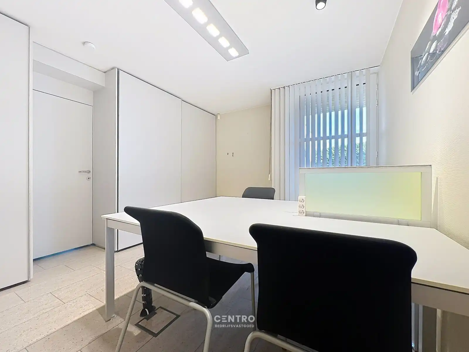 EXCLUSIEVE VILLA MET RUIME KANTOORVLEUGEL OP 1.191 M² – LUXE, RUIMTE EN VEELZIJDIGHEID! foto 30