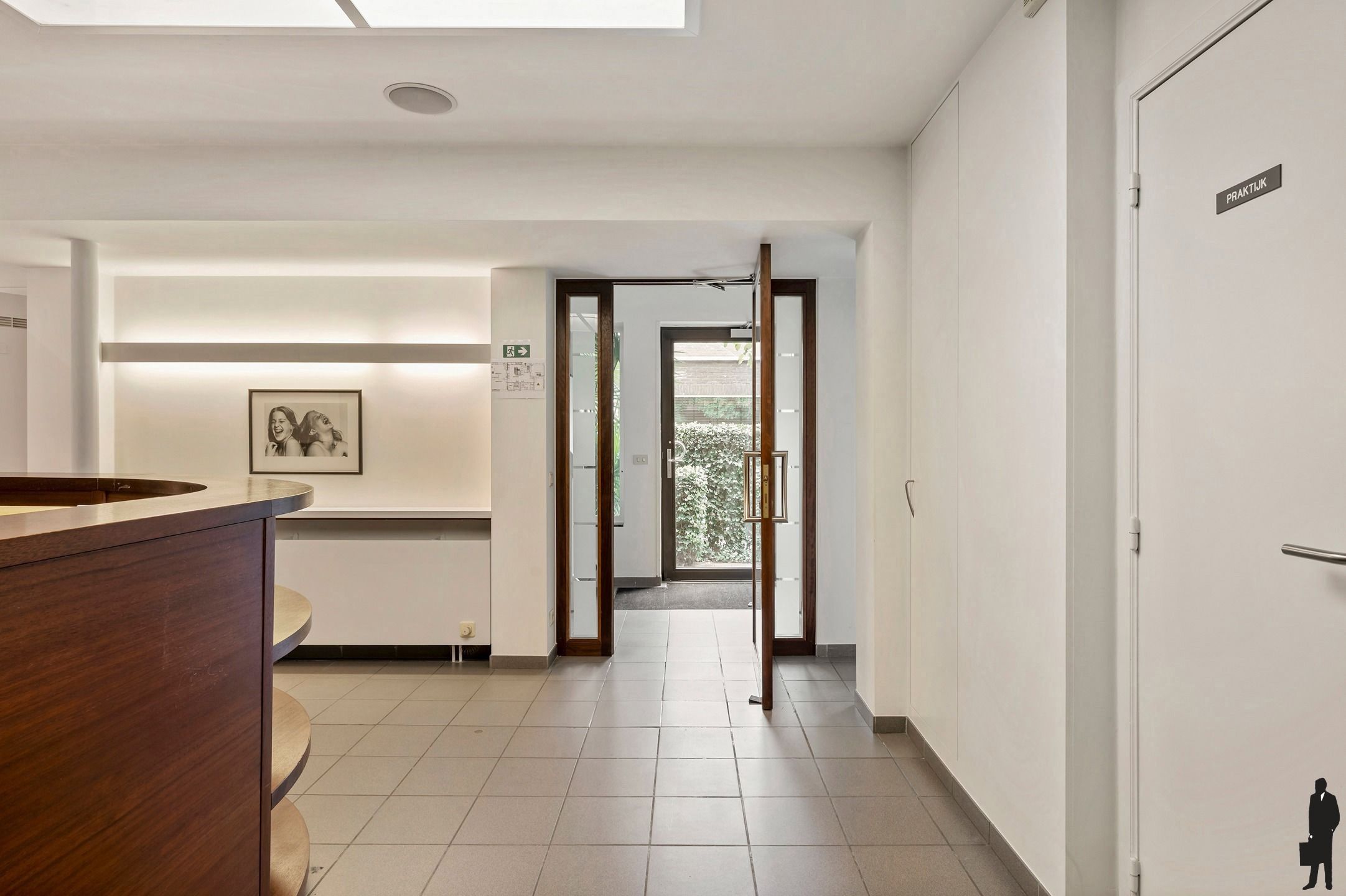 Wonen en werken: woning met praktijk, duplex en tuin! foto 4