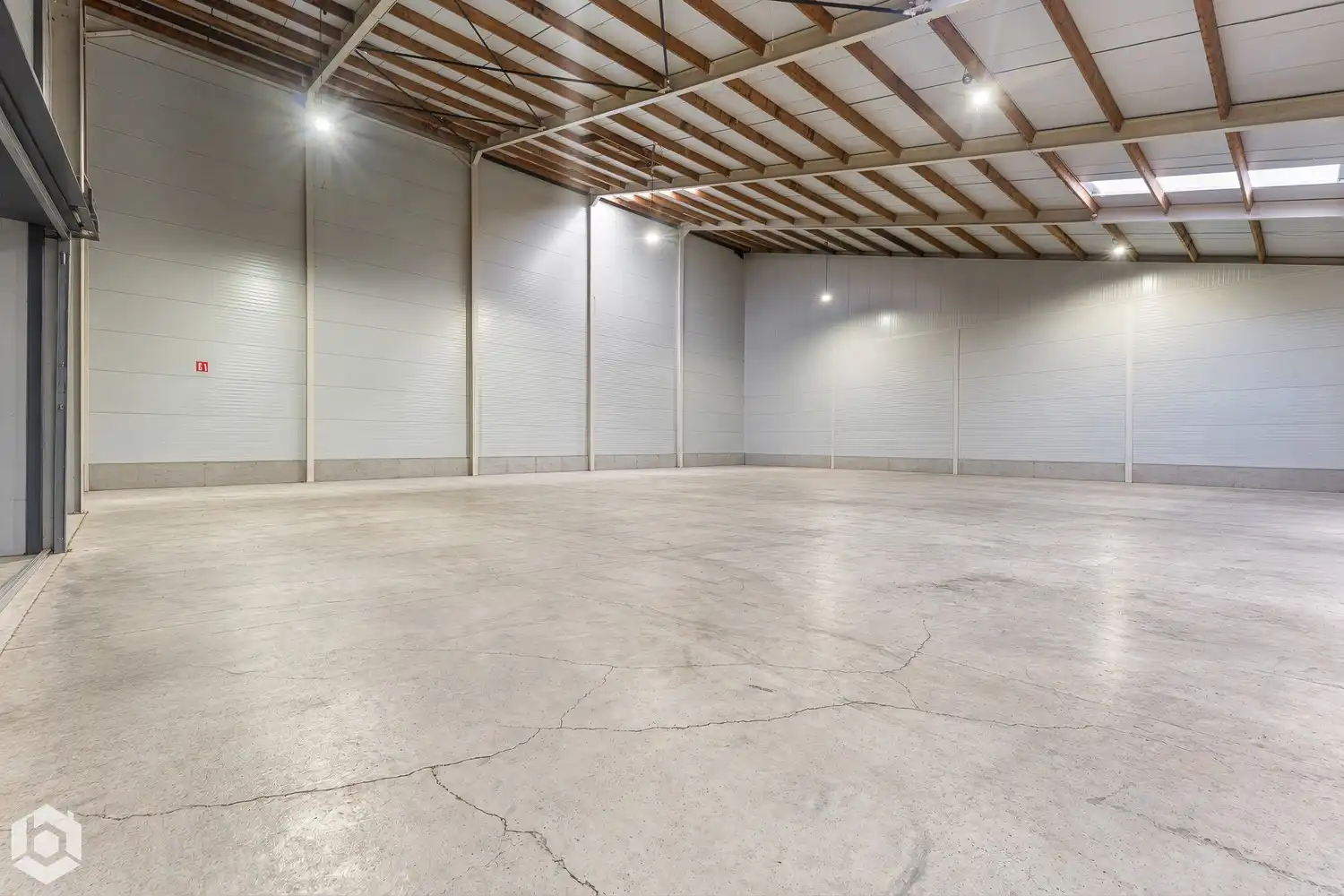 Ruim magazijn (525 m²) op toplocatie te Heist-op-den-Berg foto 6