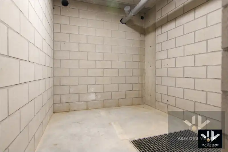 Ruim gelijkvloers nieuwbouwappartement met 4 slaapkamers en 2 badkamers, een terras en een mooie tuin op een goed bereikbare locatie! foto 23