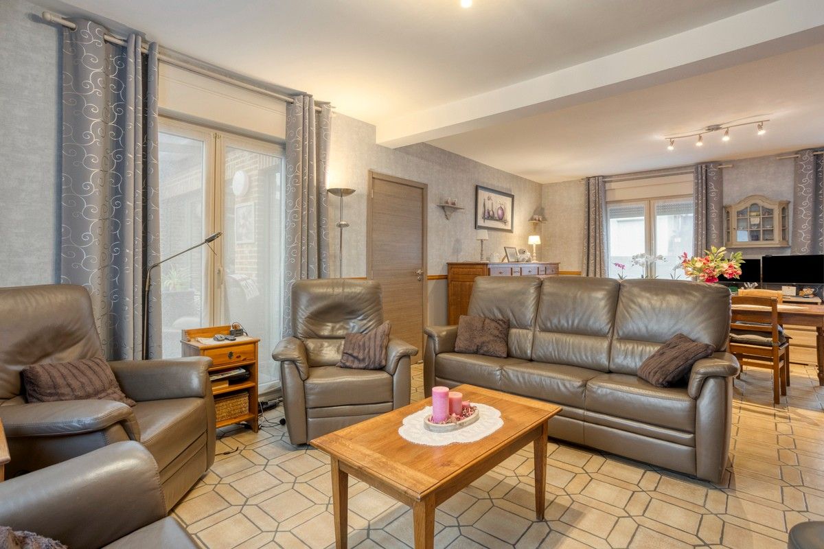 Zeer ruime villa van ca. 475m² - 6 kamers - 3 badkamers (mogelijks kangoeroewoning) nabij centrum Overijse foto 10