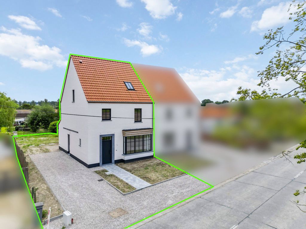 Prachtige, volledig afgewerkte nieuwbouwwoning in landelijke omgeving foto 1