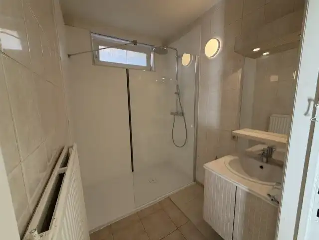 Gelijkvloersappartement met 2 slaapkamers + kelder foto 7