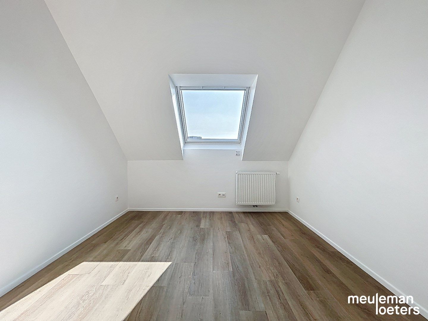 Nieuwbouw bel-etagewoning met terras foto 14