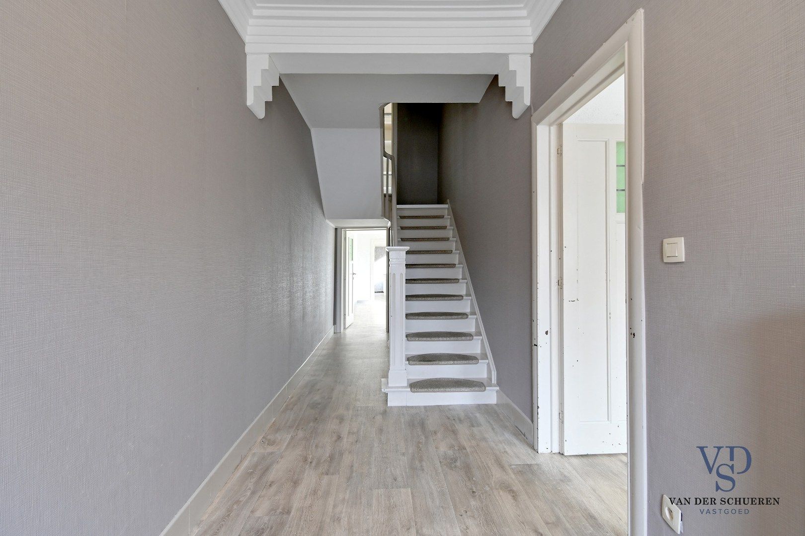 Te renoveren woning in centrum Balegem. foto 20