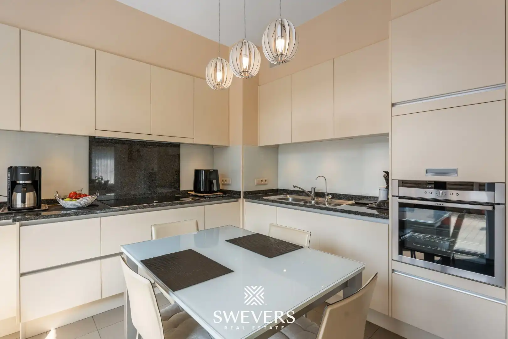 Gelijkvloers, ruim appartement met grote tuin te Koersel foto 12